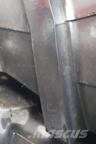 Trelleborg TM800 Neumáticos, ruedas y llantas