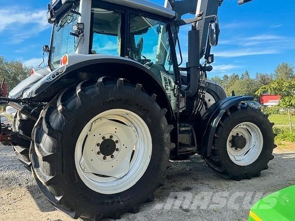 Valtra 142 Direct Tractores