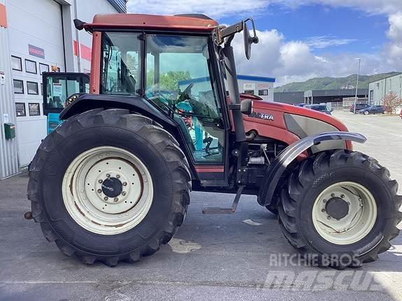 Valtra A 95-4 Tractores