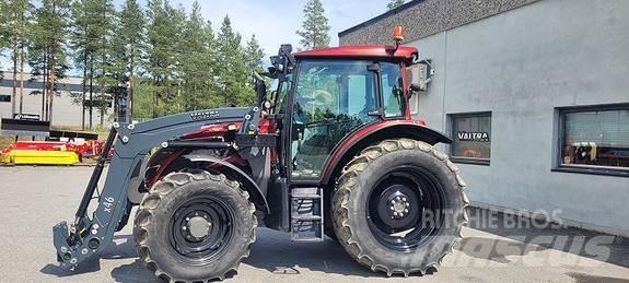 Valtra A114 Tractores