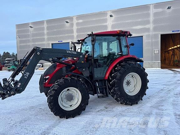 Valtra A75 Tractores