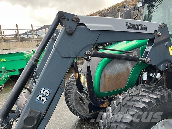 Valtra A83 Tractores