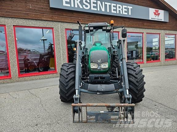 Valtra A92 Tractores