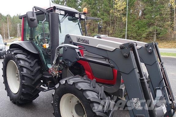 Valtra A93 Tractores