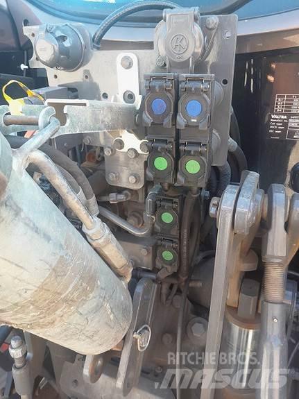 Valtra G105 Tractores