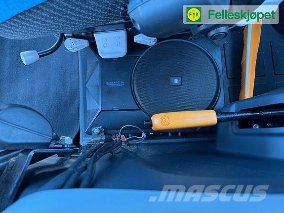 Valtra G125 Tractores