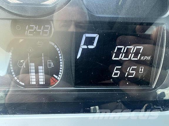 Valtra G135 Activ Tractores