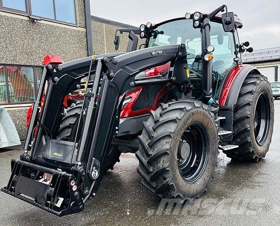Valtra G135 Active Tractores