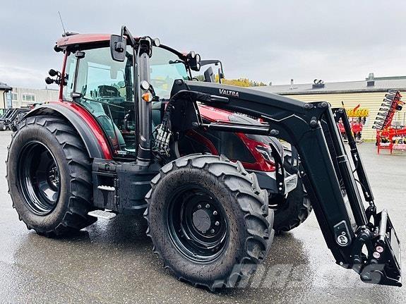 Valtra G135 Active Tractores