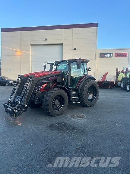 Valtra G135 Versu Tractores