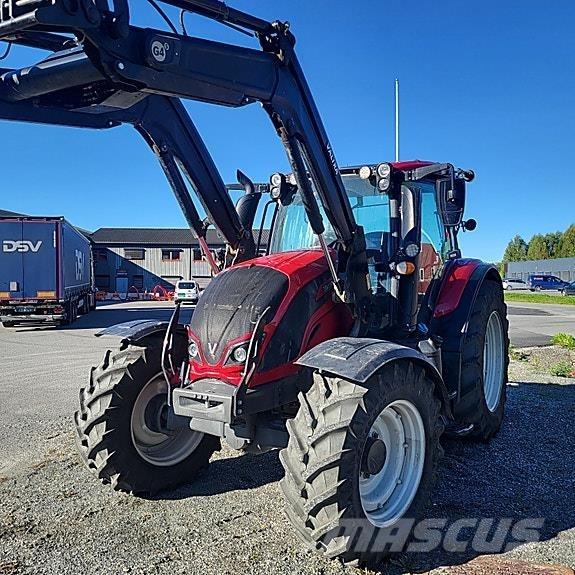 Valtra N-104 Tractores