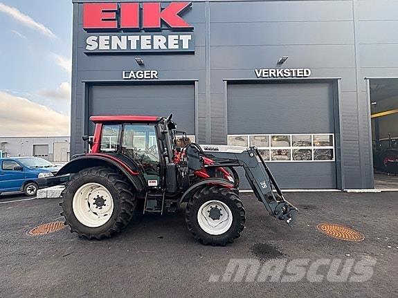 Valtra N103 H3 Tractores