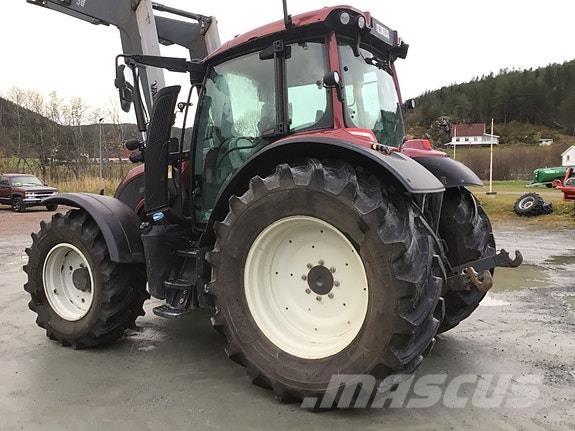 Valtra N154D Tractores