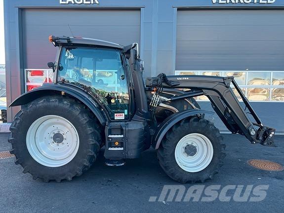 Valtra N155EH Tractores