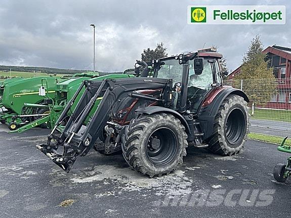 Valtra N174 Tractores