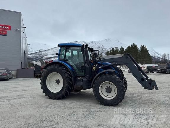 Valtra N174D Tractores