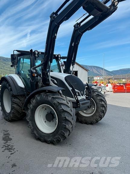 Valtra N174D Tractores