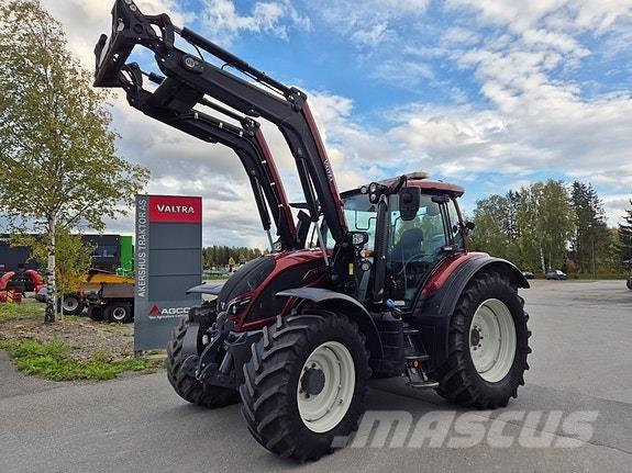 Valtra N174V Tractores