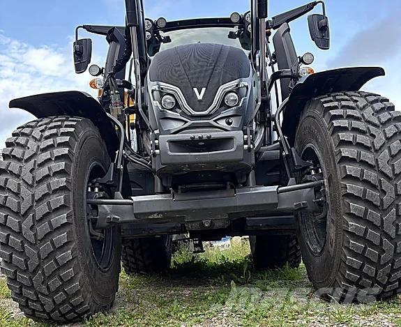 Valtra N175 Direct Tractores