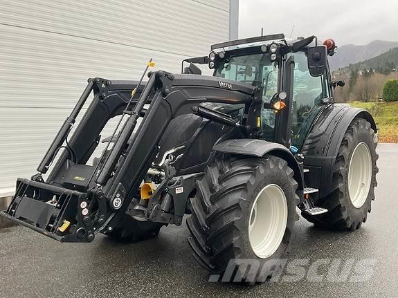 Valtra N175D Tractores
