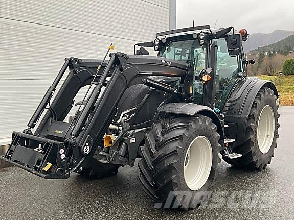 Valtra N175D Tractores