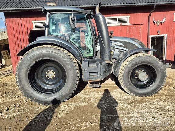 Valtra T 234 Versu Tractores