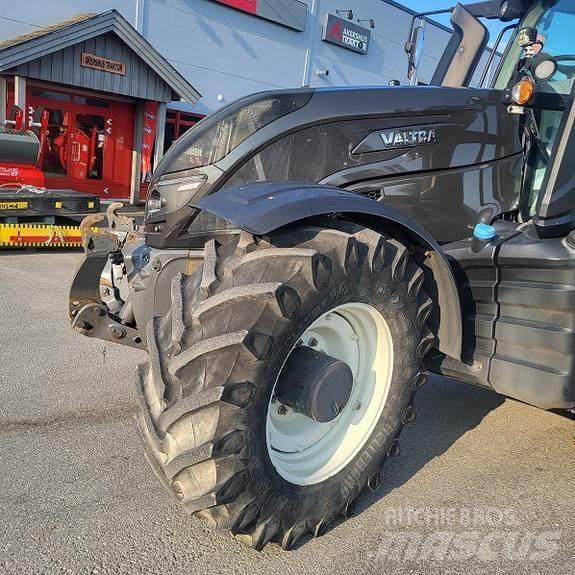 Valtra T 254 Tractores