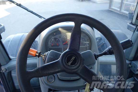 Valtra T213 Versu Tractores