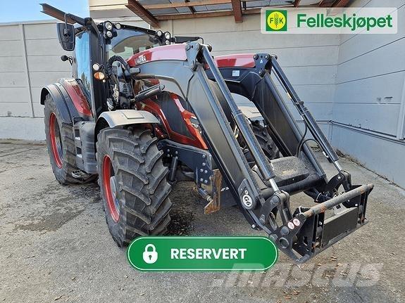Valtra T235 Tractores