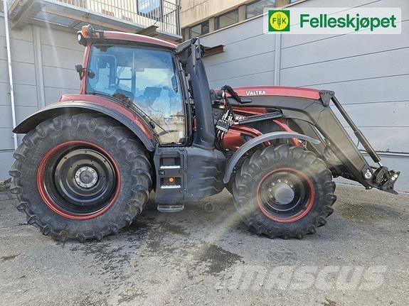 Valtra T235 Tractores