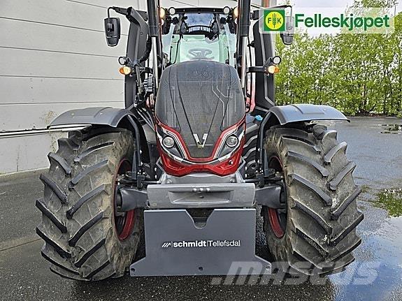 Valtra T235 Tractores