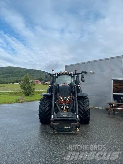 Valtra T235D Tractores