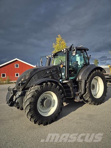 Valtra T254V Tractores