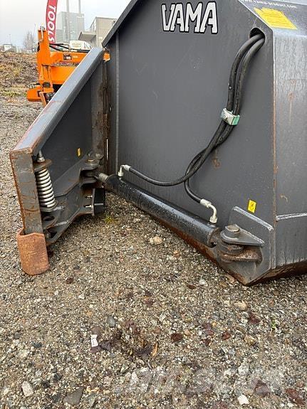 Vama EPS 210 Otros equipos para carreteras y quitanieves