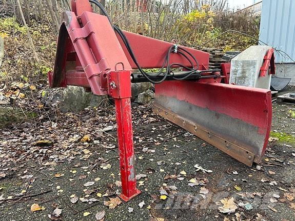   Otros equipos para carreteras y quitanieves