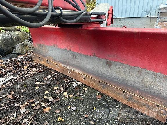   Otros equipos para carreteras y quitanieves