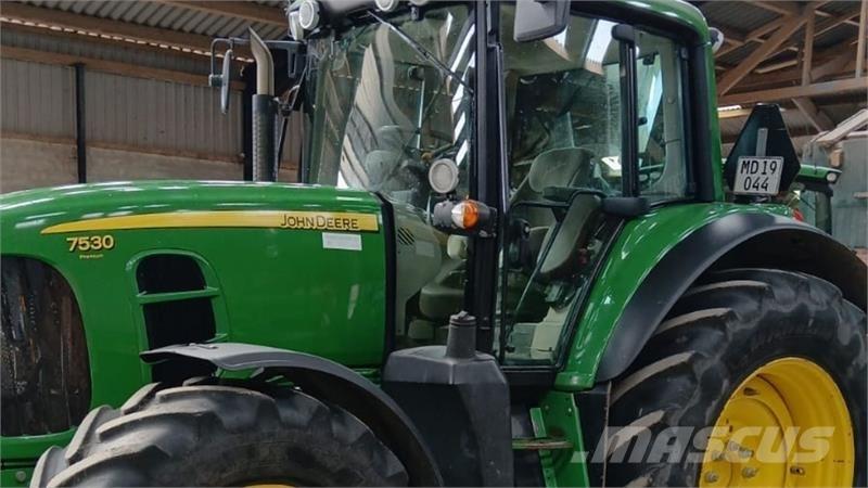 John Deere 7530 Tractores