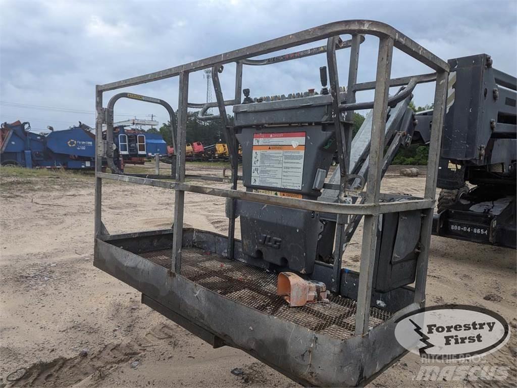 JLG 450AJ Forestal - Otros