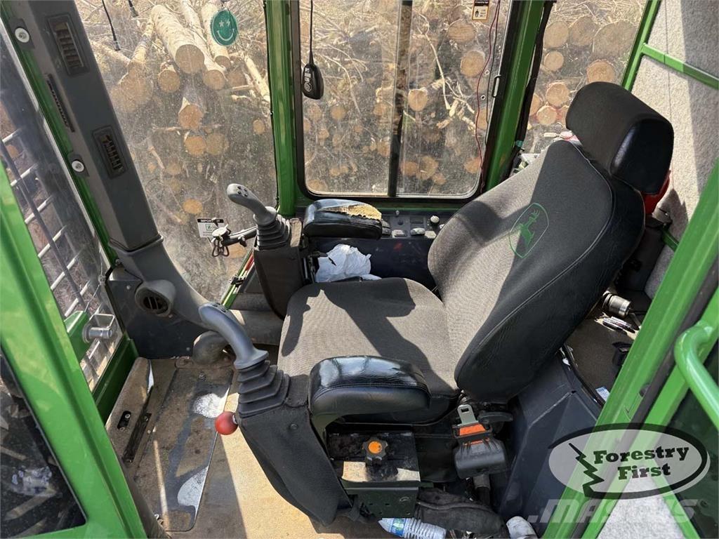 John Deere 437E Cargadora forestal