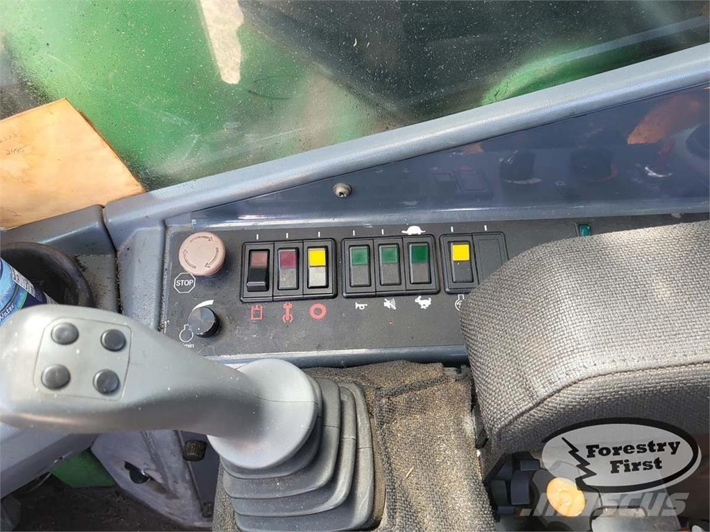 John Deere 753J Talador apilador