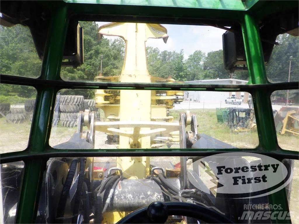 John Deere 843K Talador apilador