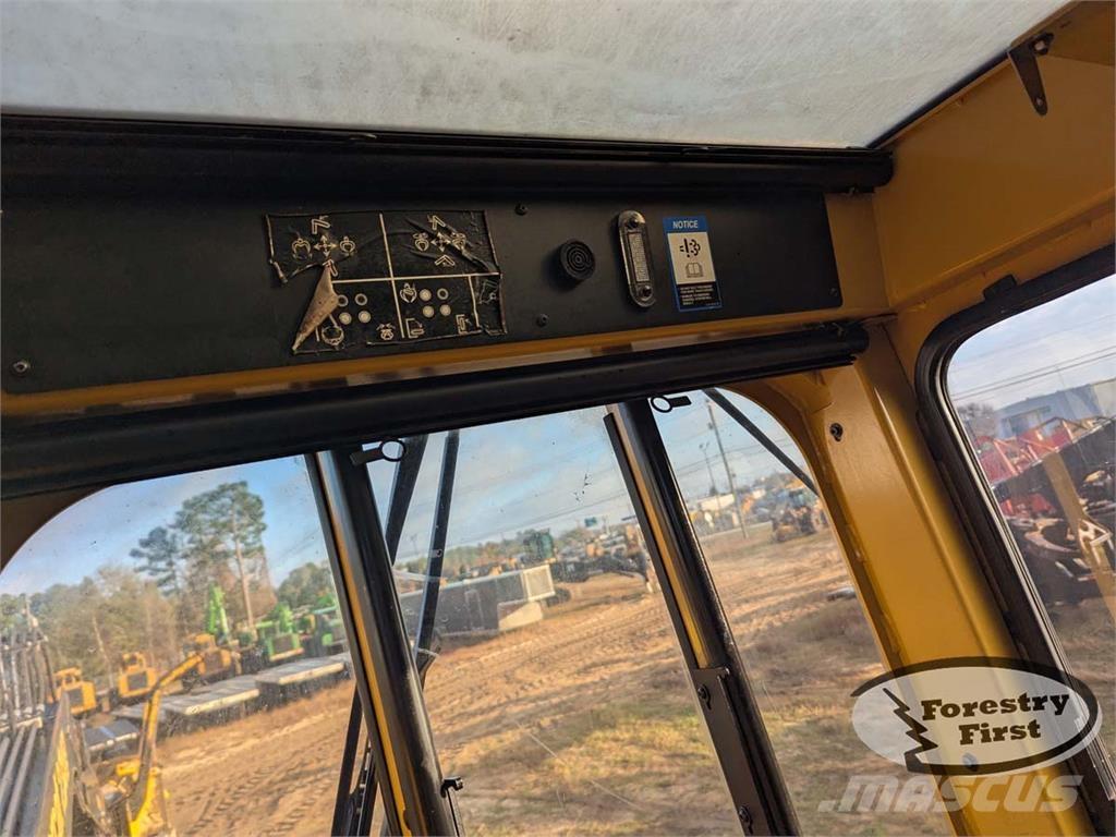 Tigercat 234B Cargadora forestal