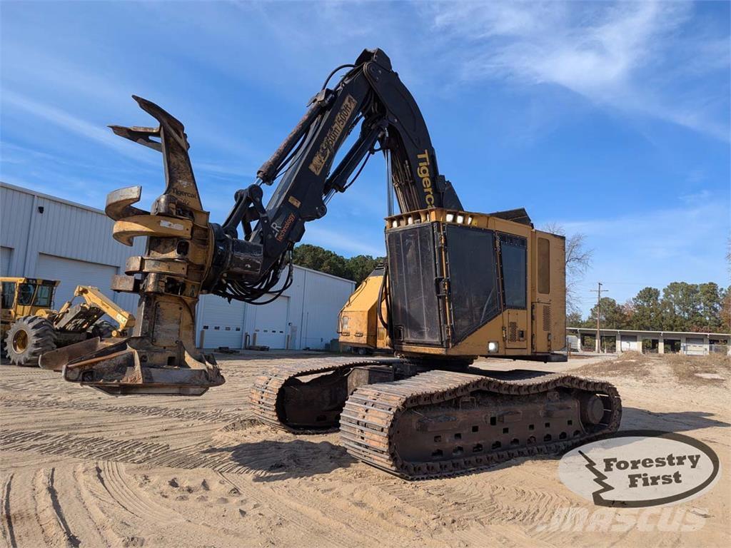 Tigercat 822D Talador apilador