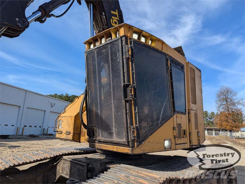 Tigercat 822D Talador apilador