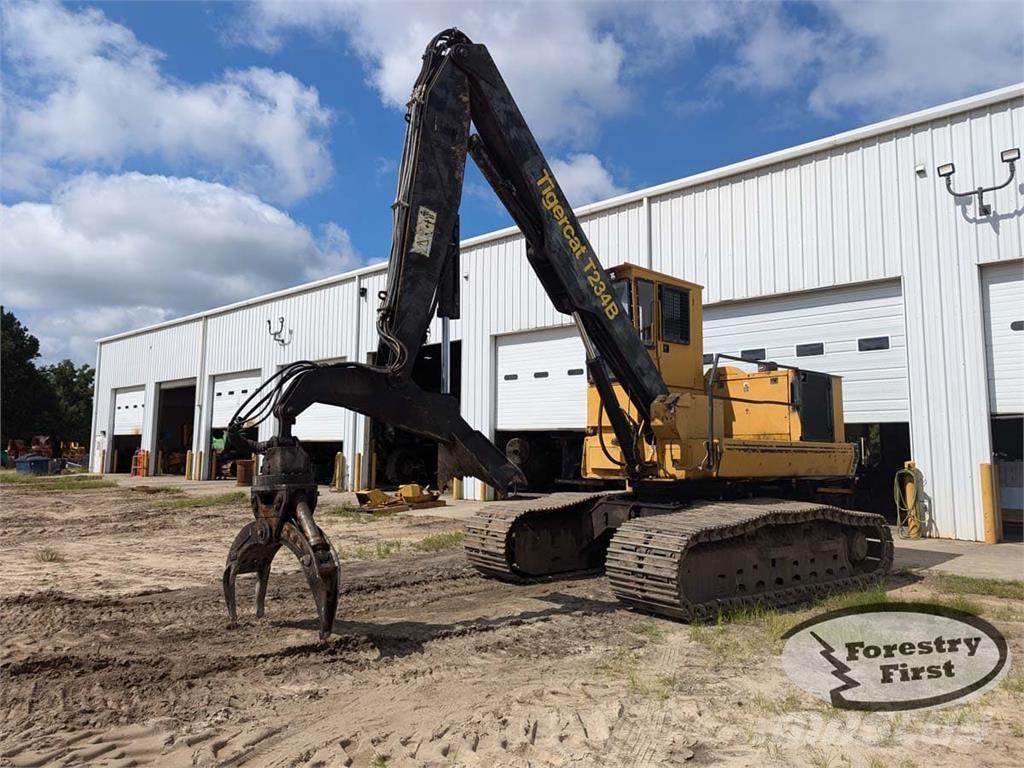 Tigercat T234B Cargadora forestal