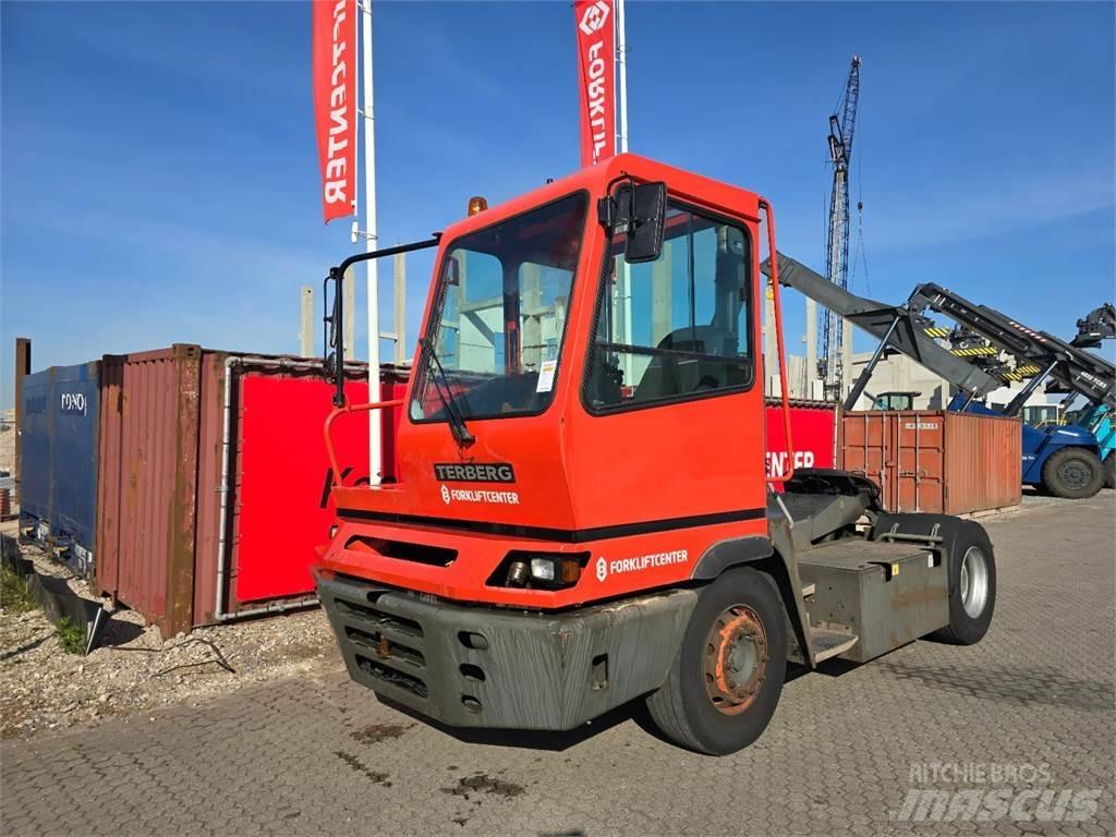 Terberg YT182 Cabezas tractoras para terminales