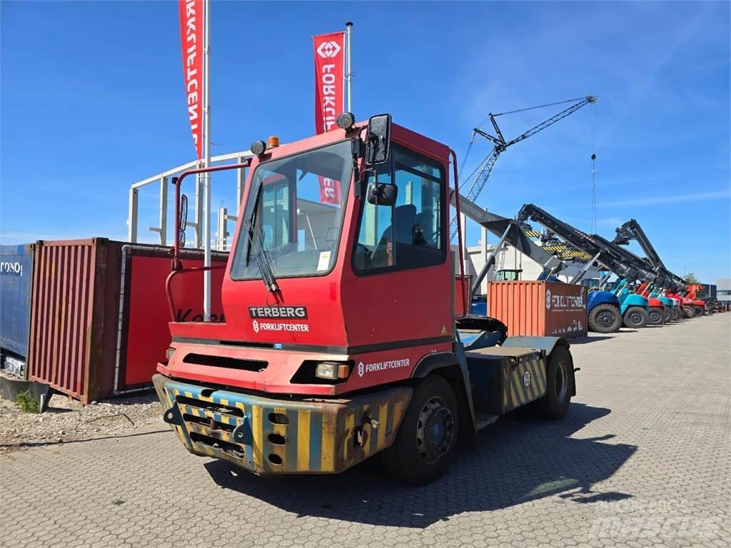 Terberg YT222 Cabezas tractoras para terminales