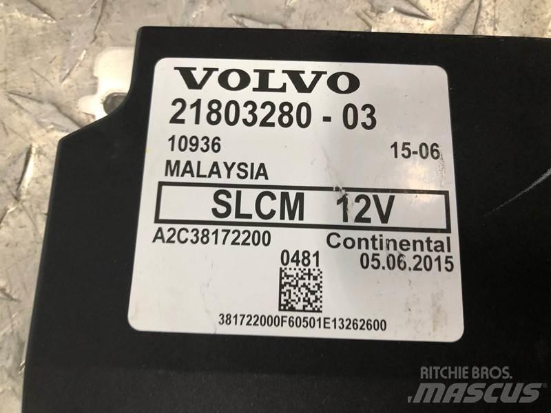 Volvo VNL Cabinas e interior