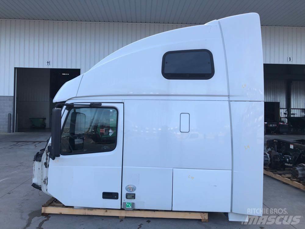 Volvo VNL Cabinas e interior