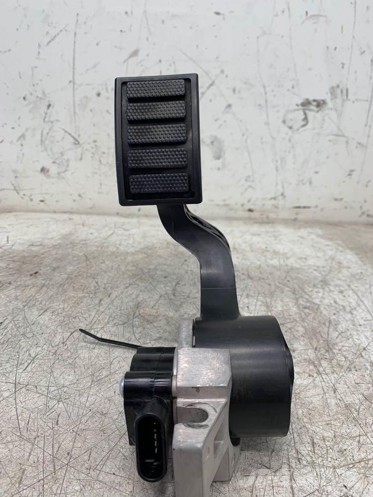 Volvo VNL Transporte - Otros